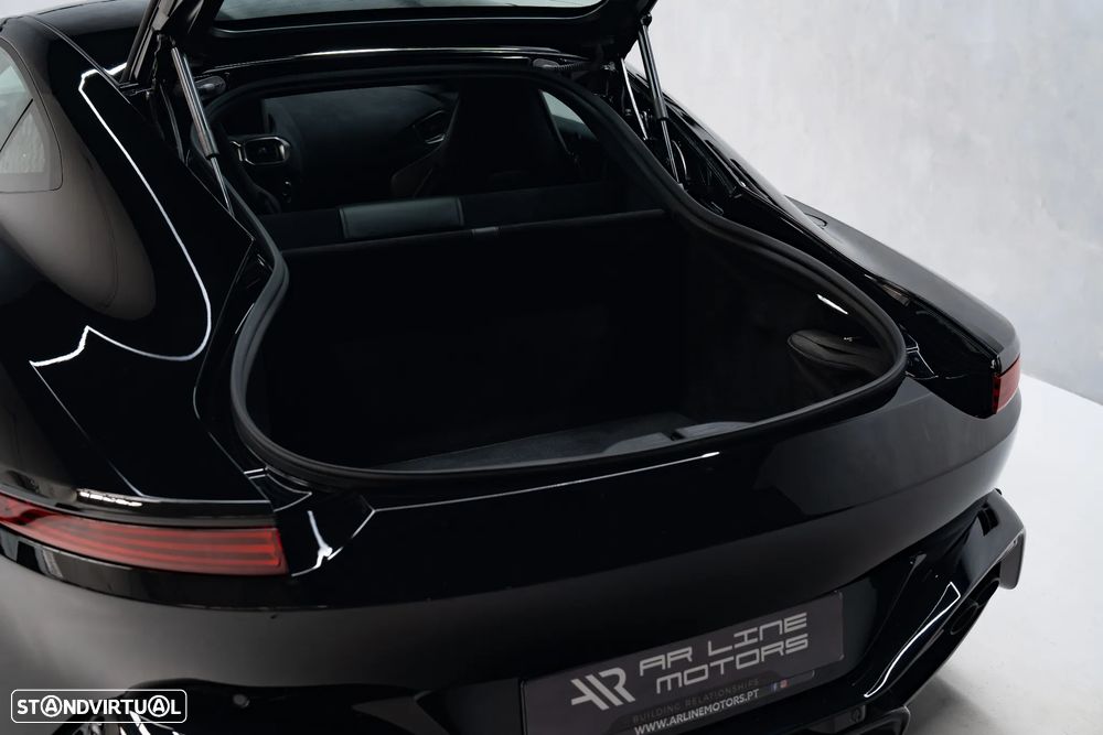 Aston Martin Vantage Coupe V8 - 15