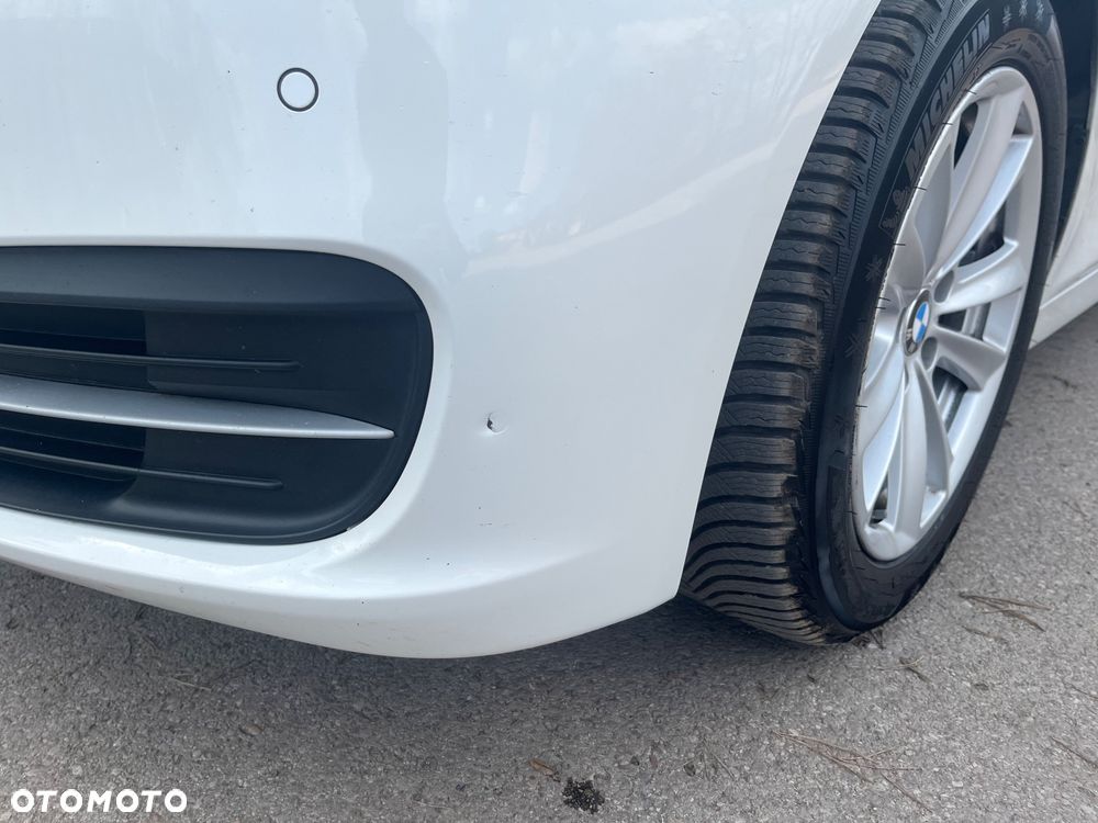 BMW Seria 5 518d - 30