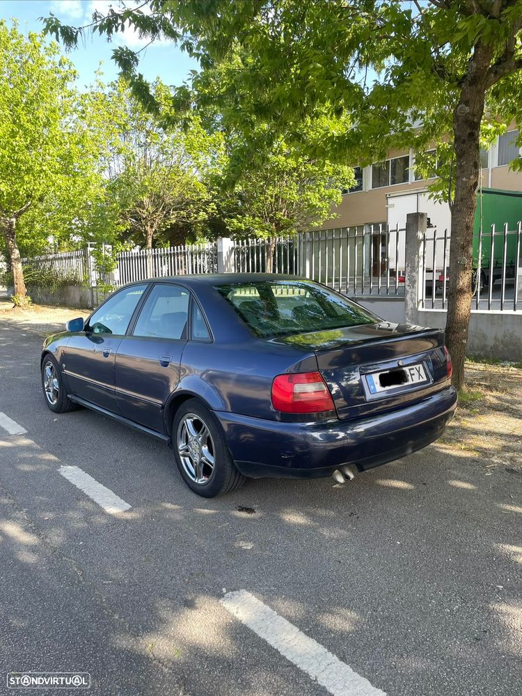 Audi A4 1.9 TDI Plus - 4