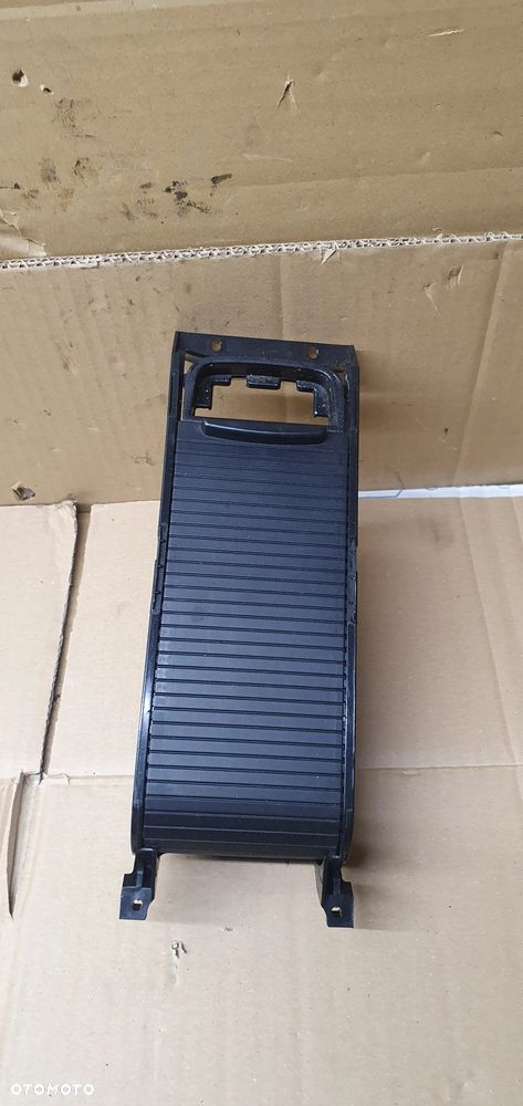 Schowek uchwyt na kubki Ford Kuga MK1 7M5X-R13560-EE - 1