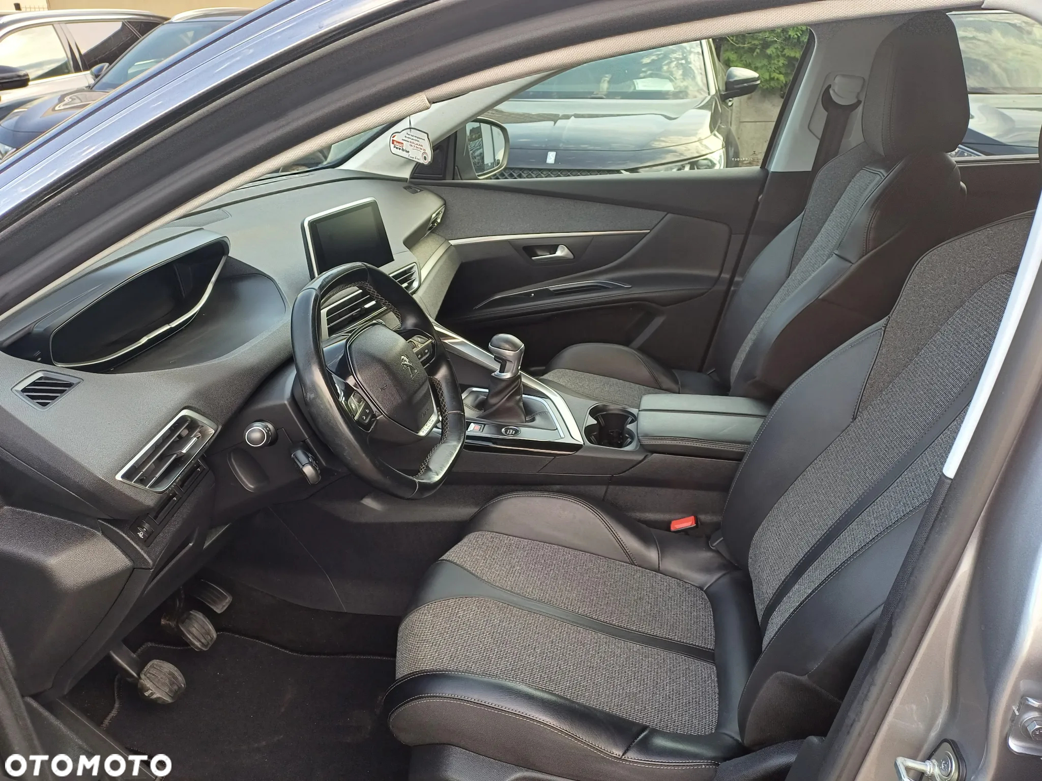 Peugeot 5008 1.2 PureTech Allure S&S - 14