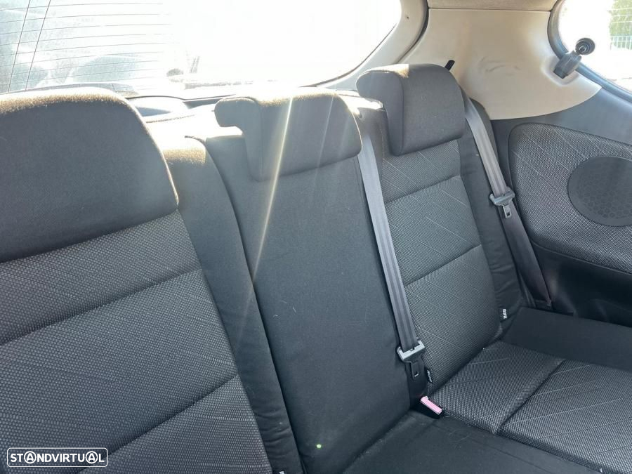 Peugeot 207 1.6 HDi Sport - 9