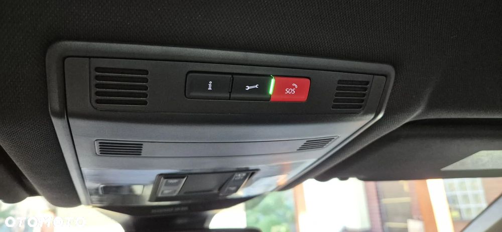 Volkswagen T-Roc 1.5 TSI ACT Premium - 9