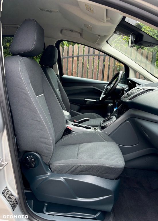 Ford C-MAX 2.0 TDCi Titanium - 29
