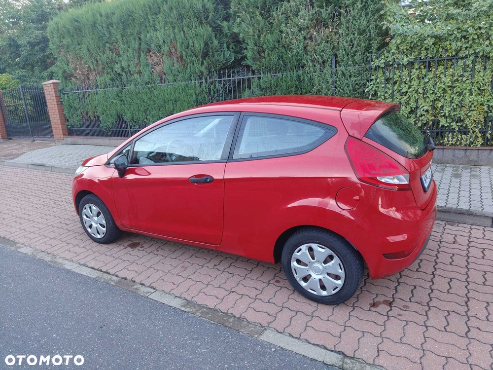 Ford Fiesta - 4