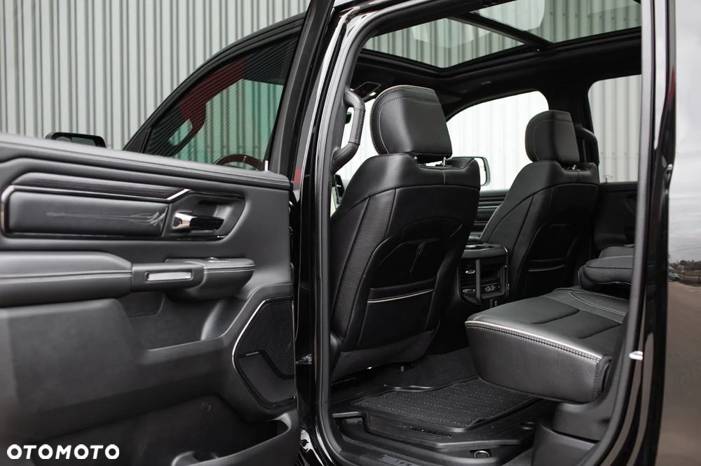 RAM 1500 Crew Cab Limited - 38