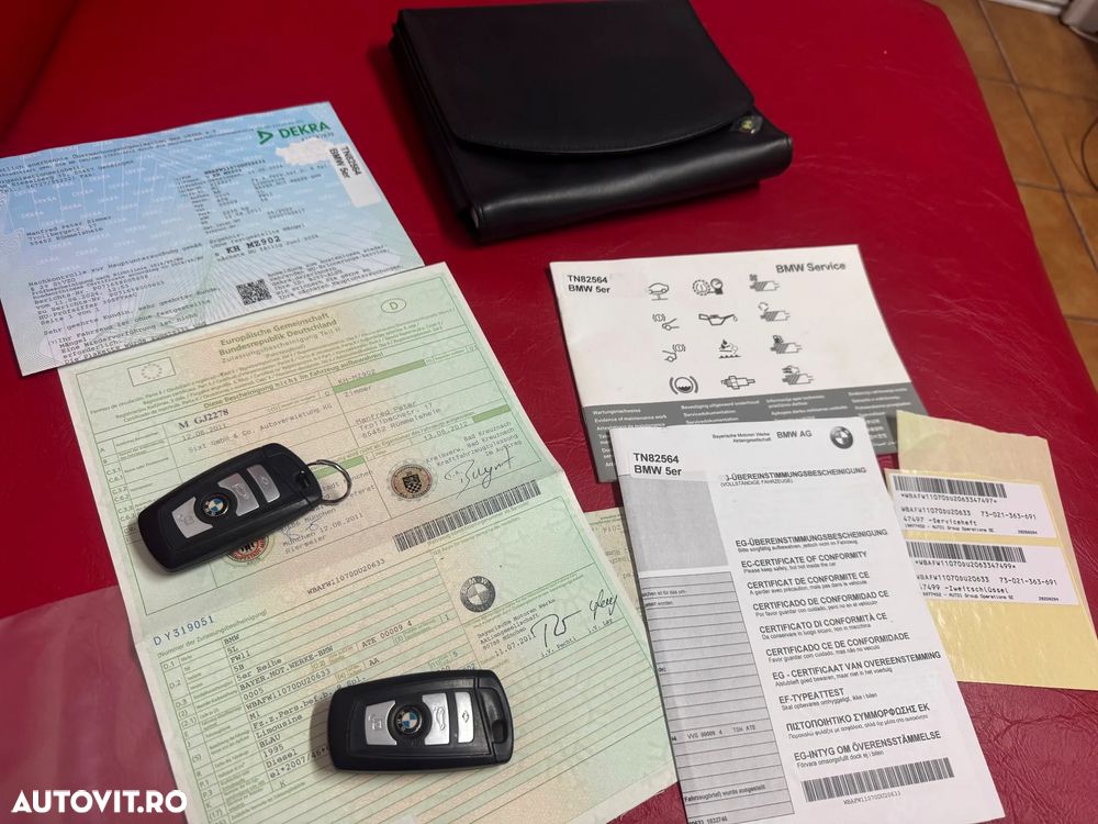 BMW Seria 5 520d Aut. Luxury Line - 32