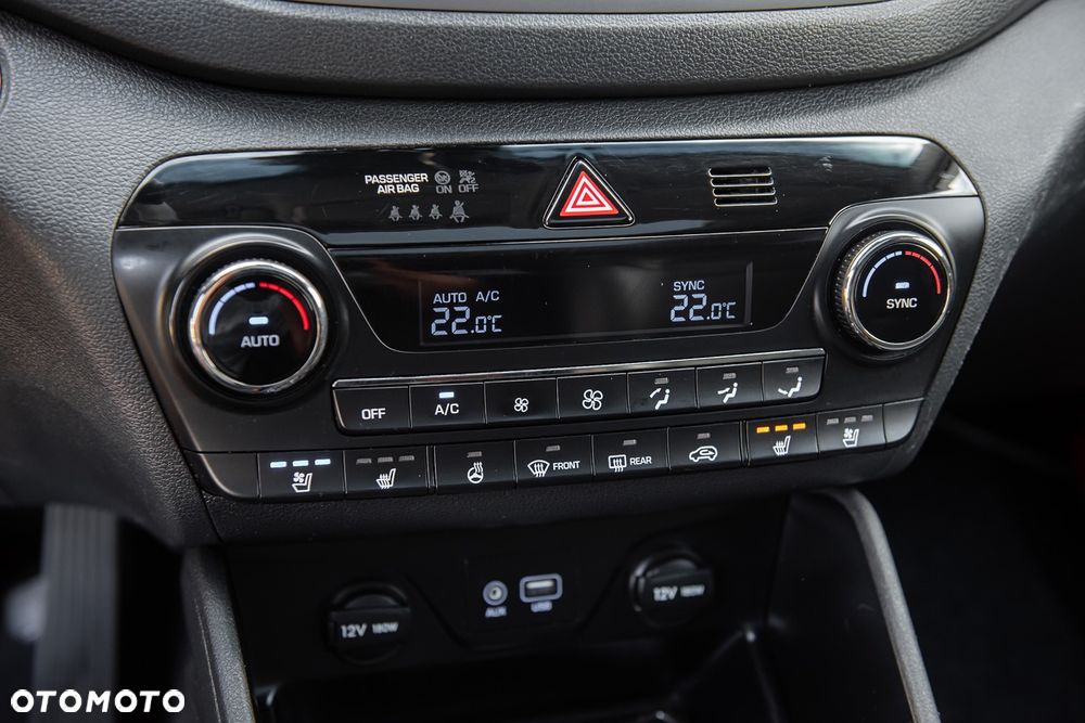 Hyundai Tucson blue 1.7 CRDi 2WD DCT Premium - 26