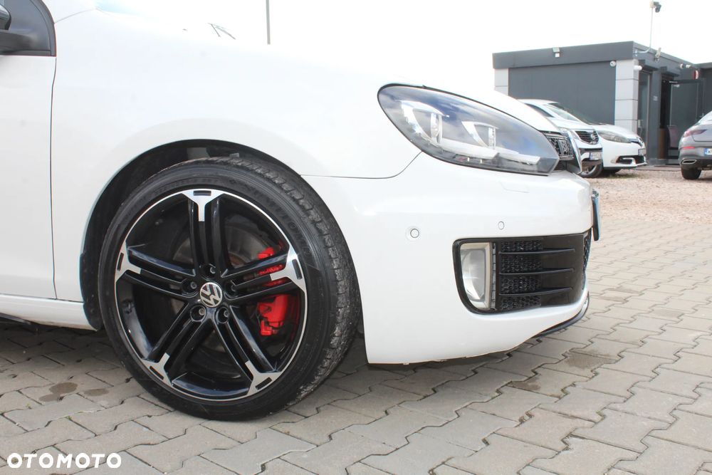 Volkswagen Golf 2.0 TDI DPF DSG GTD - 36