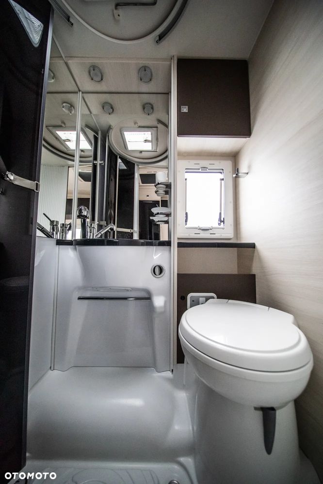 Chausson Flash C646 Kamper 6 osobowy 2x Klima - 38