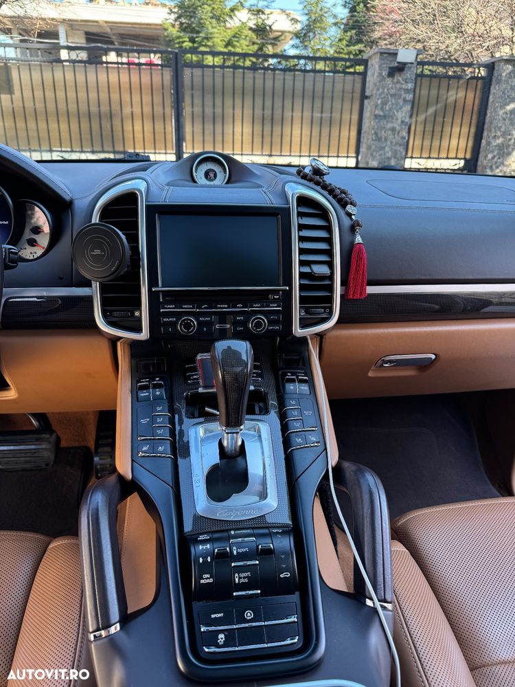 Porsche Cayenne Diesel Tiptronic S - 16
