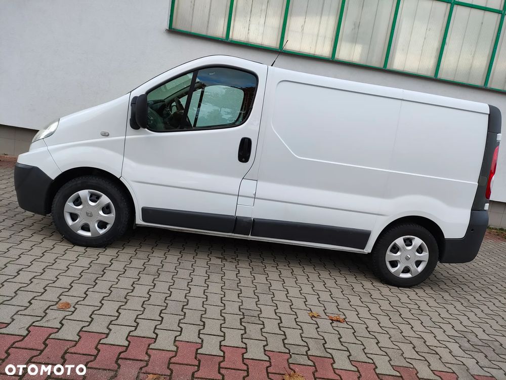 Renault Trafic - 10