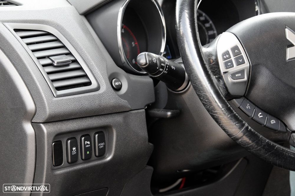 Mitsubishi ASX 1.8 DI-D Instyle - 11