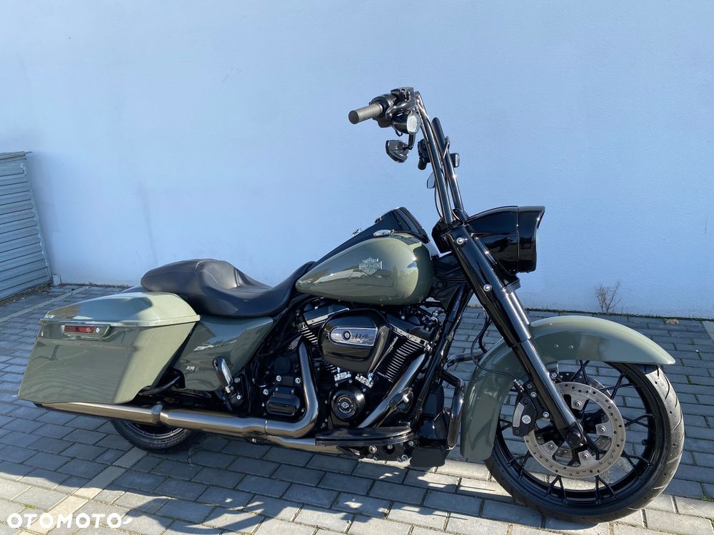 Harley-Davidson Touring Road King - 2