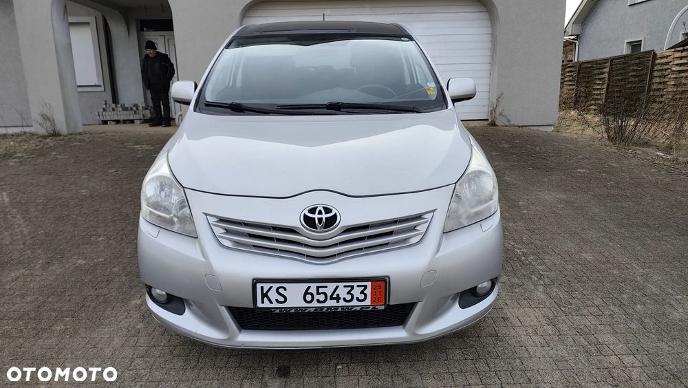 Toyota Verso 1.8 7-Sitzer Skyview Edition - 35