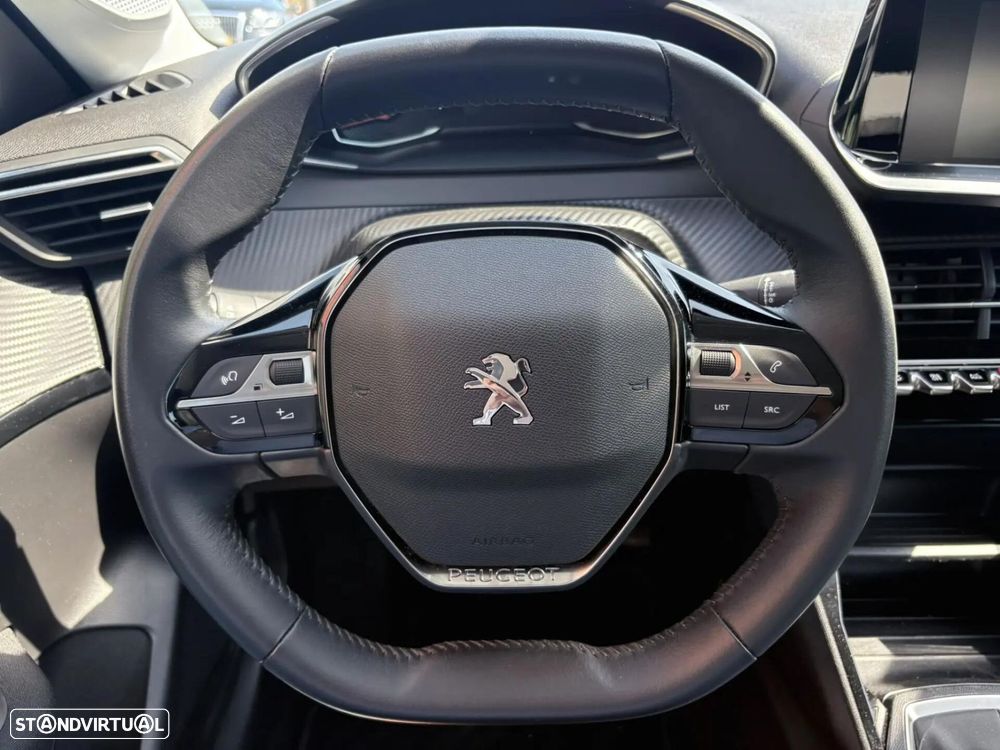 Peugeot 208 1.2 PureTech Active Pack - 34