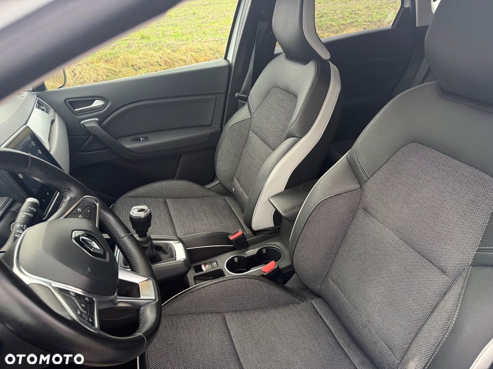 Renault Captur BLUE dCi 115 INTENS - 12