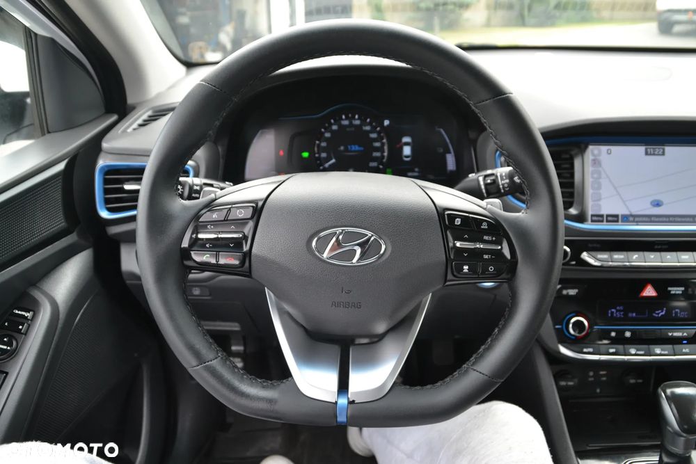 Hyundai IONIQ - 38