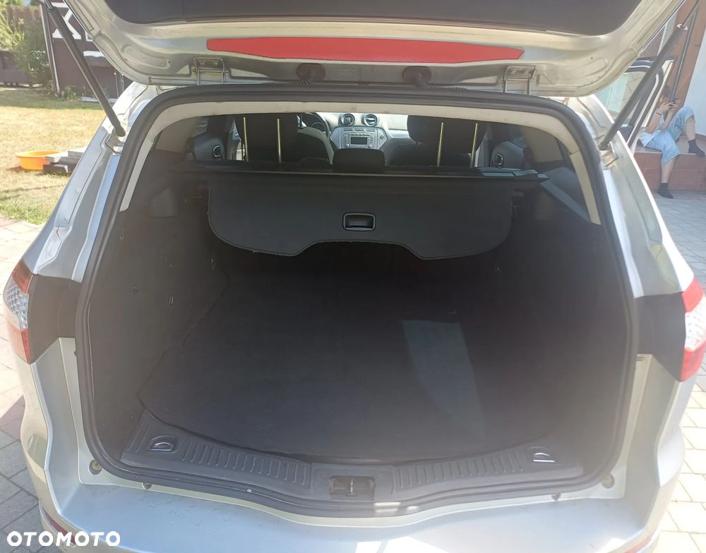 Ford Mondeo - 14