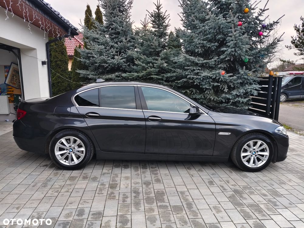 BMW Seria 5 520d Luxury Line - 23