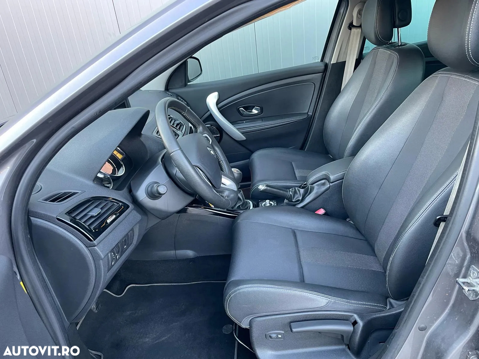 Renault Megane TCe 130 Bose Edition - 4