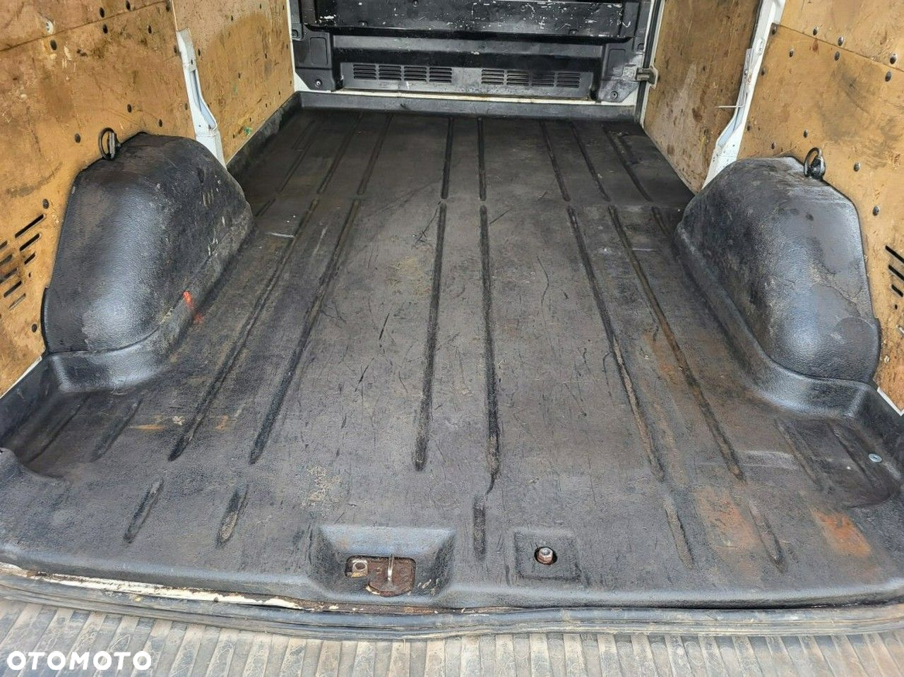 Ford Transit - 21
