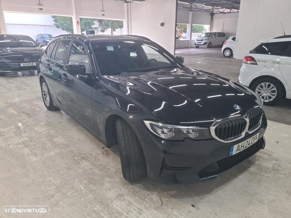 BMW 320 d Touring Auto - 4