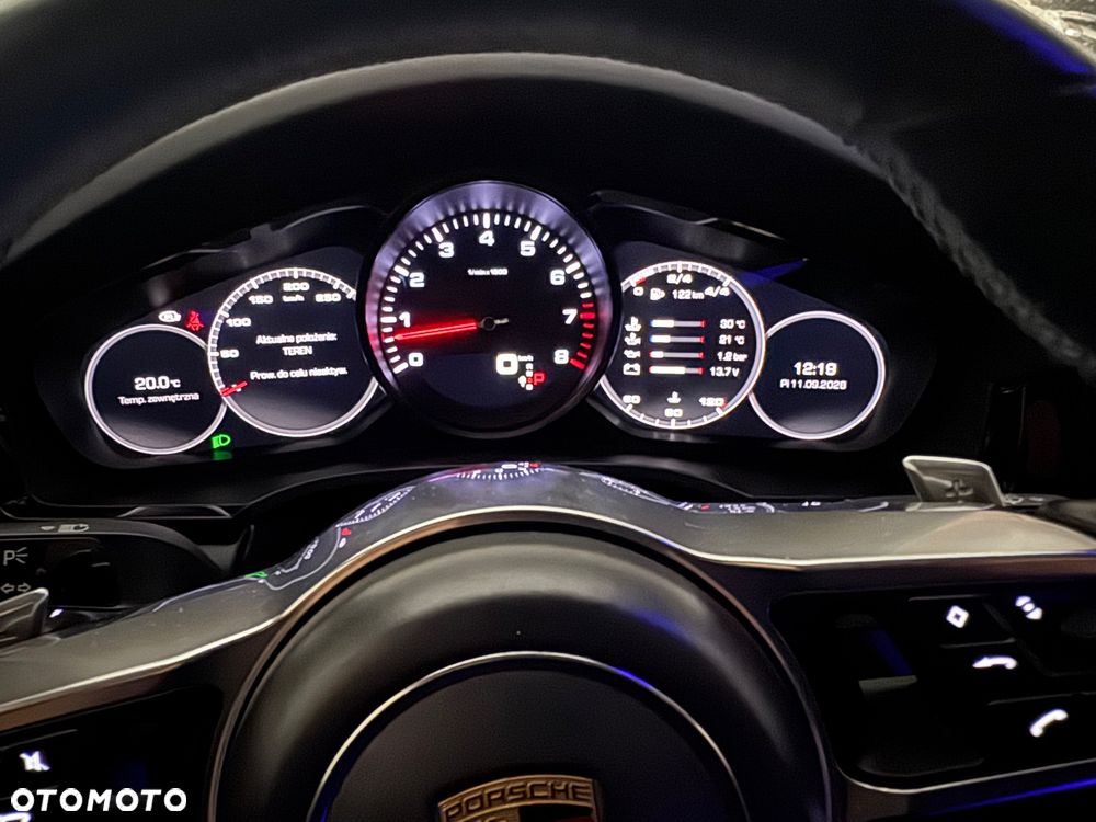 Porsche Cayenne - 15