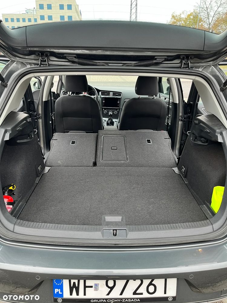 Volkswagen Golf - 18