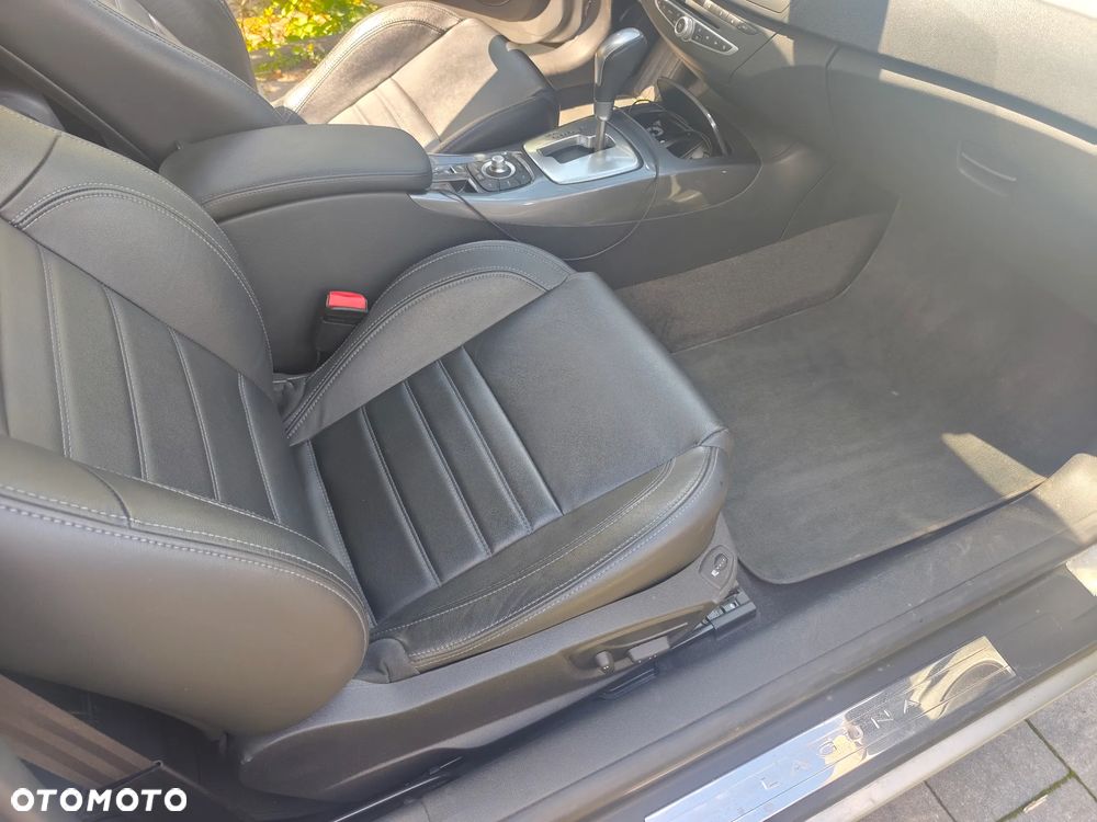 Renault Laguna 3.0 dCi V6 Initiale Euro5 - 14