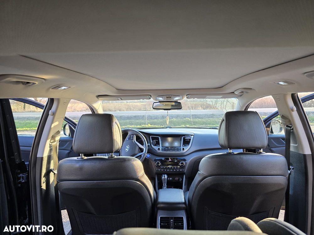 Hyundai Tucson 2.0 CRDI 4WD Automatik Style - 9