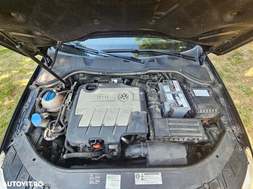 Volkswagen Passat 2.0 TDI Highline - 18