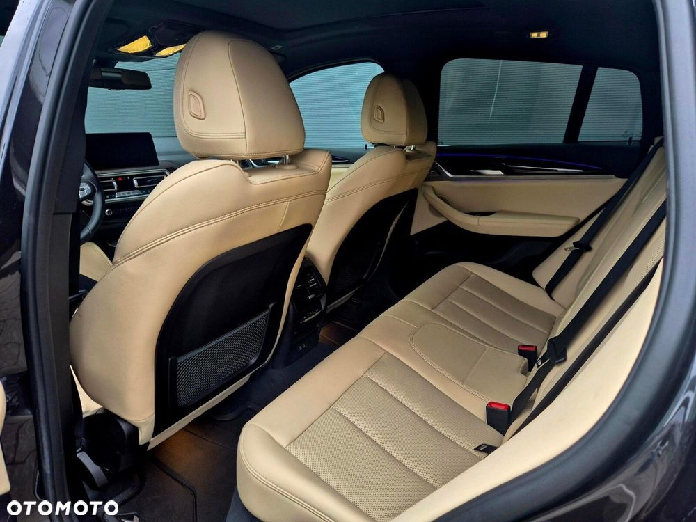 BMW X4 - 18
