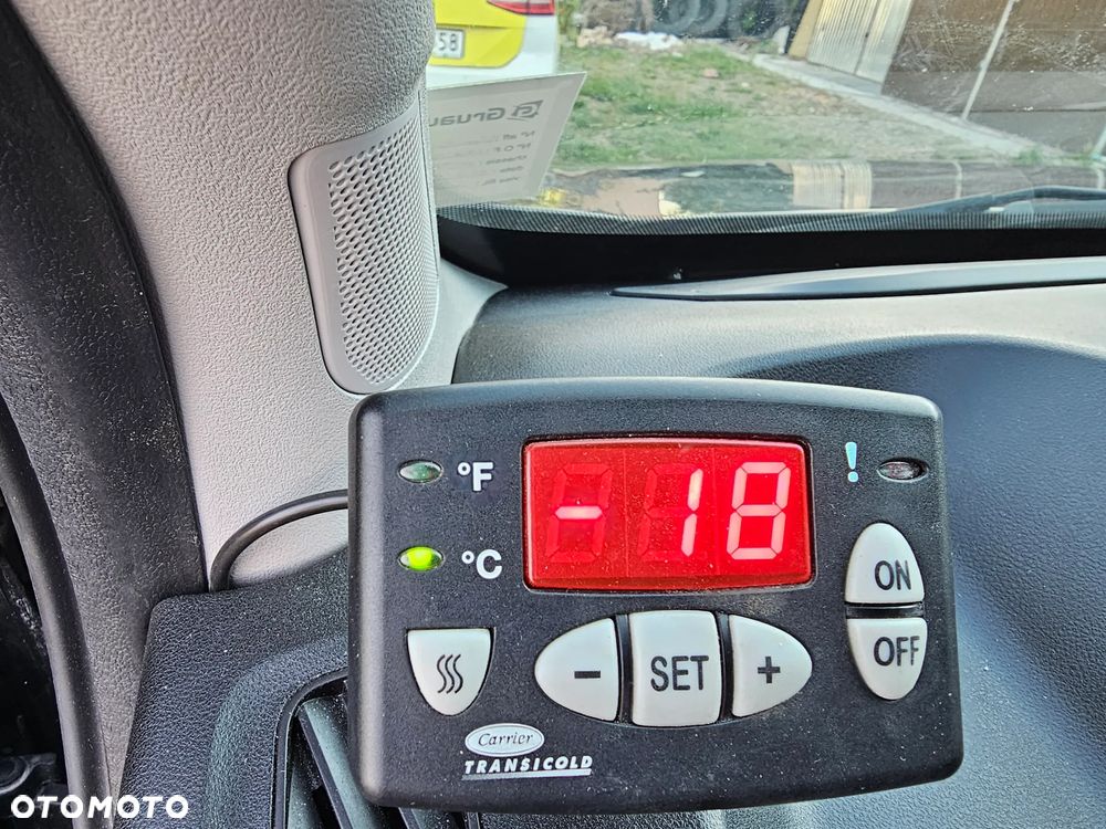 Fiat DOBLO CHLODNIA MROZNIA CARRIER KLIMA EURO6 - 23