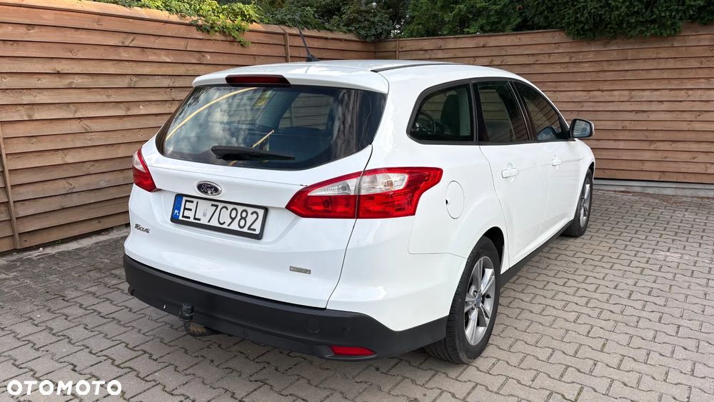 Ford Focus 2013 photo 3