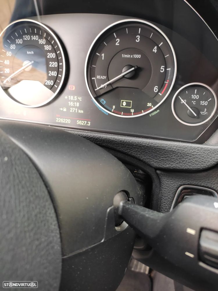 BMW 318 Gran Turismo d Sport Line - 9