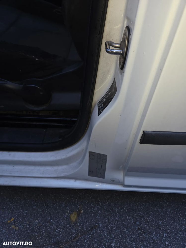 Volkswagen Caddy - 15