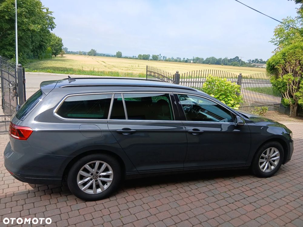 Volkswagen Passat 2.0 TDI SCR Business - 8