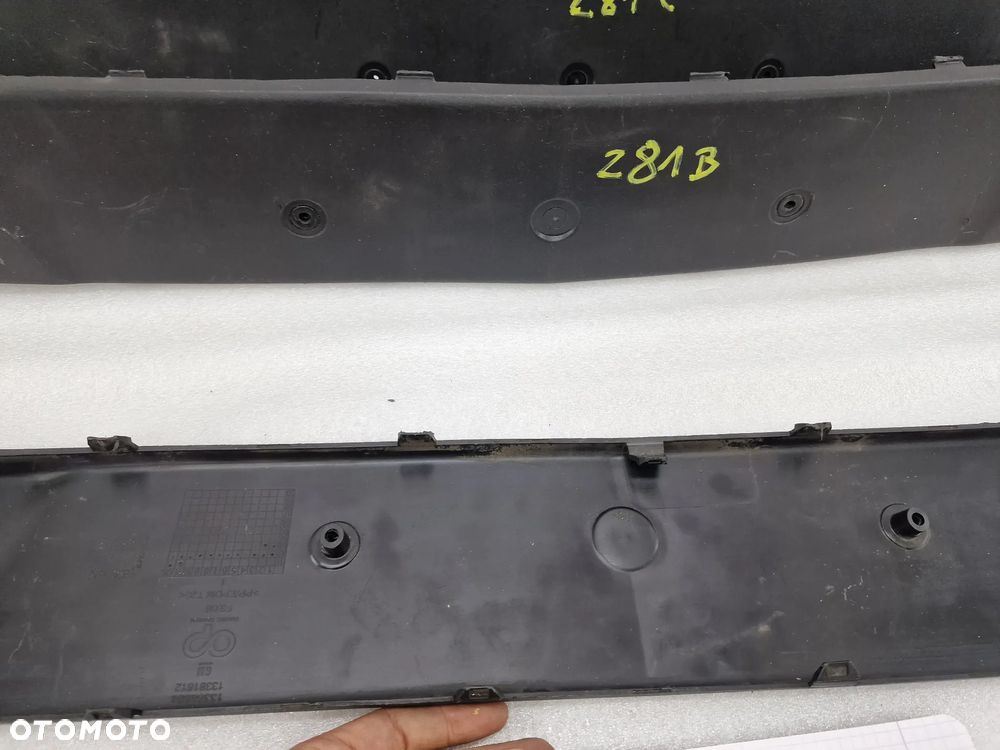 OPEL ASTRA IV J LIFT 12- LISTWA / KRATKA / BLENDA ZDERZAKA PRZEDNIEGO PRZÓD , NR 13368664 / 13381812 , NR AUKCJI KR281 - 7