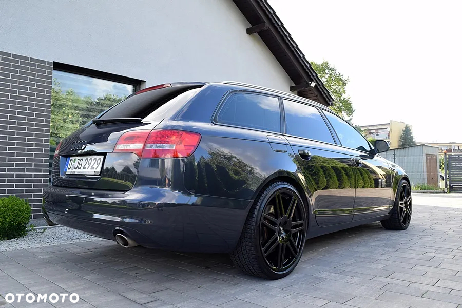 Audi A6 - 6