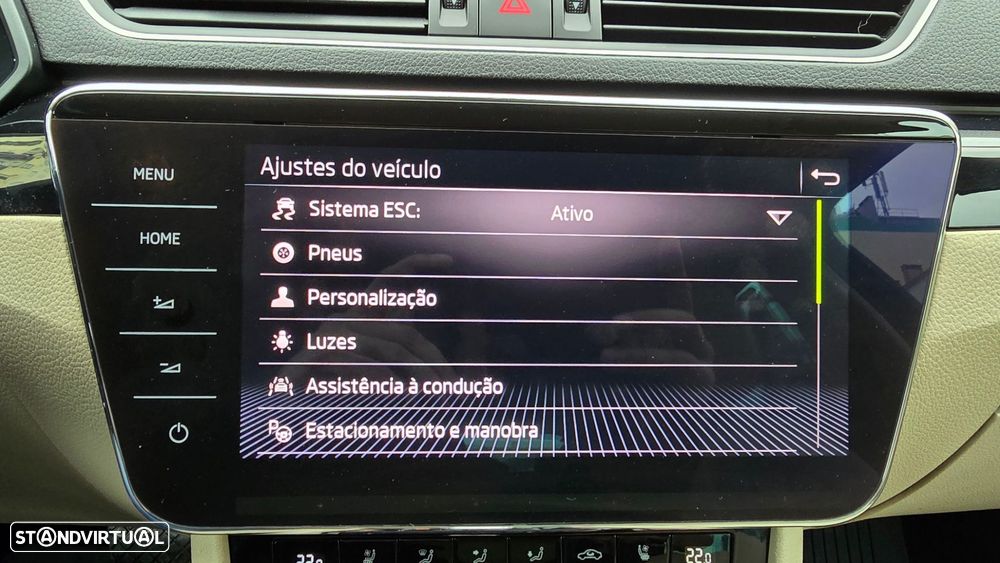 Skoda Superb Break 2.0 TDI Laurin&Klement DSG - 27