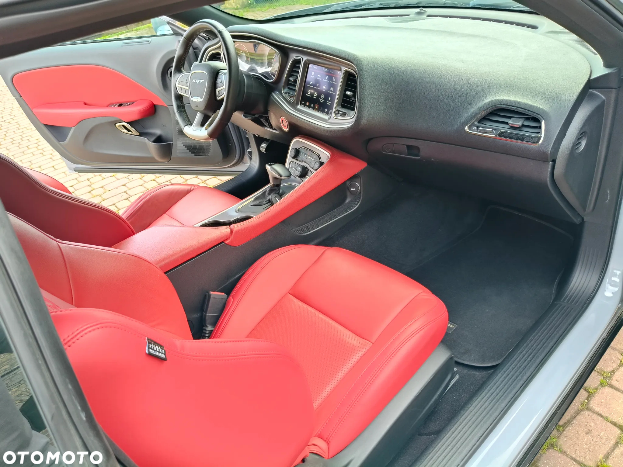 Dodge Challenger 6.2 Redeye Widebody - 12
