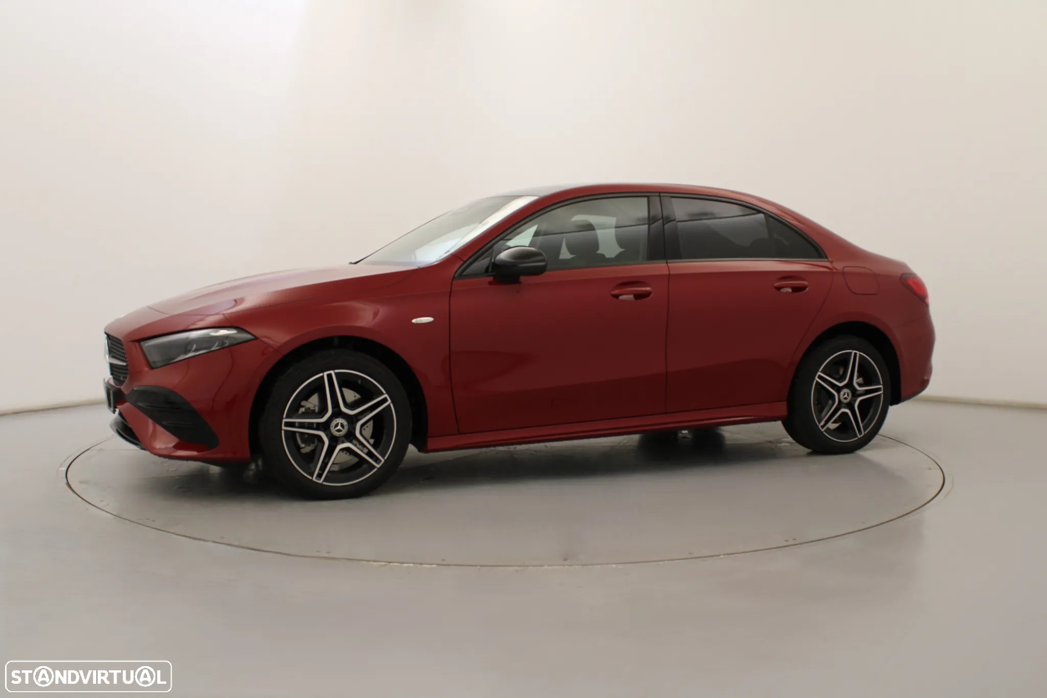 Mercedes-Benz A 250 Limousine e - 13