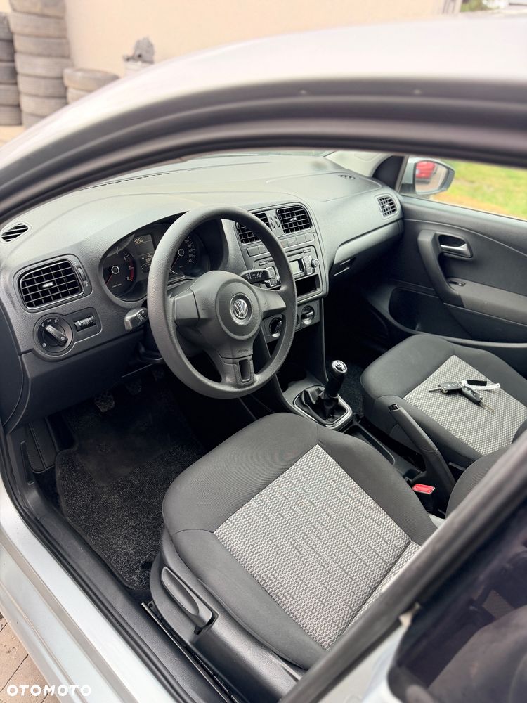 Volkswagen Polo 1.2 Blue Motion Technology Team - 16
