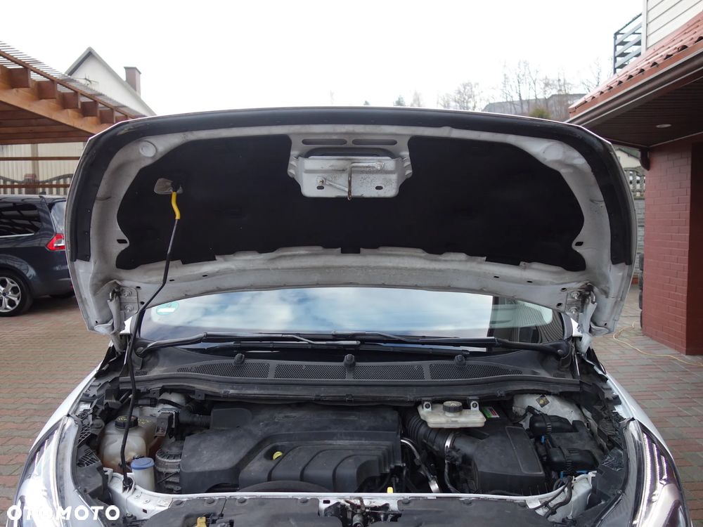 Ford S-Max 2.0 TDCi 4WD Titanium PowerShift - 18