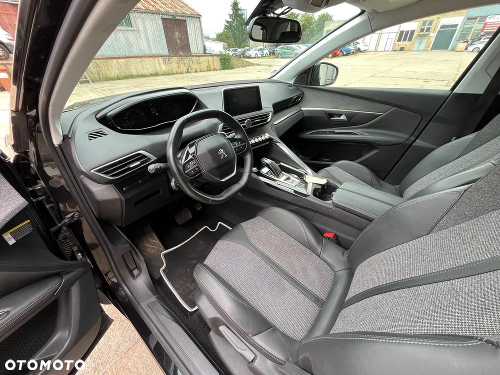Peugeot 3008 BlueHDi 130 Stop & Start EAT8 Allure - 19