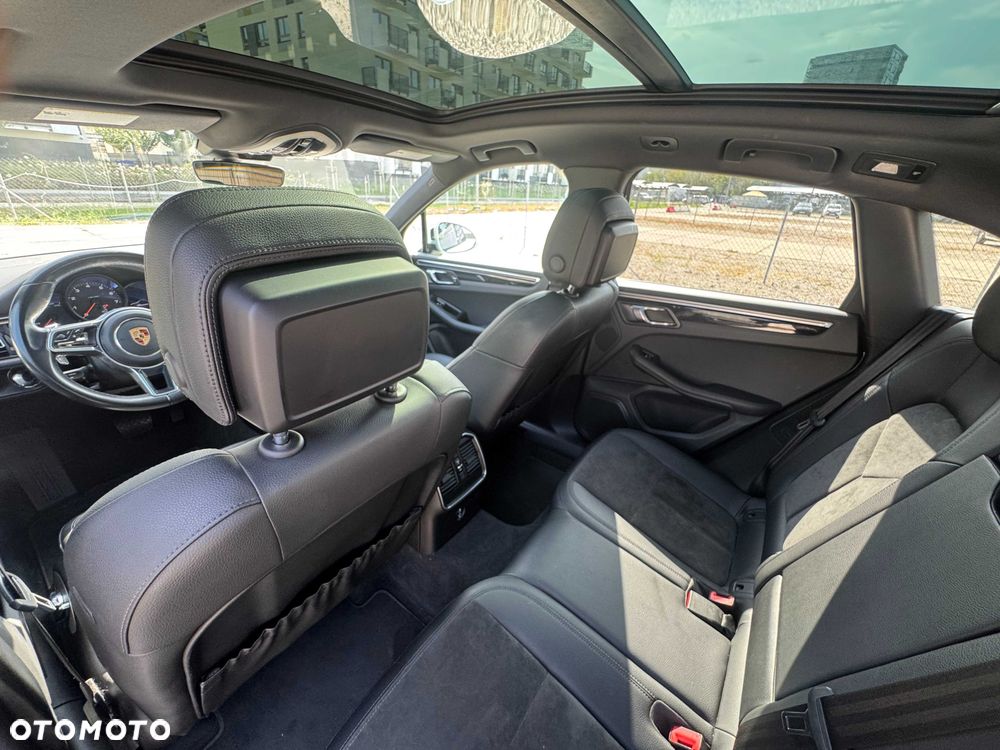 Porsche Macan - 8