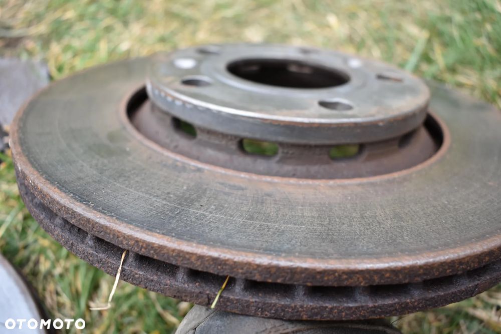 AUDI A8 D3 TARCZE HAMULCOWE KLOCKI TYLNE 290mm BREMBO - 5