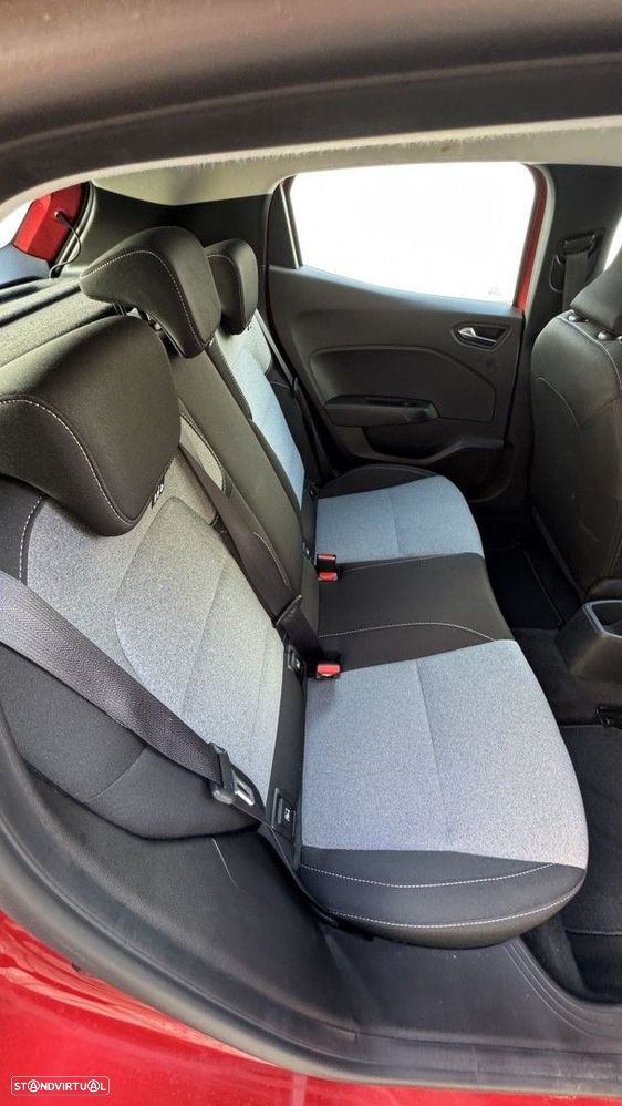 Renault Clio 1.5 Blue dCi Exclusive - 16