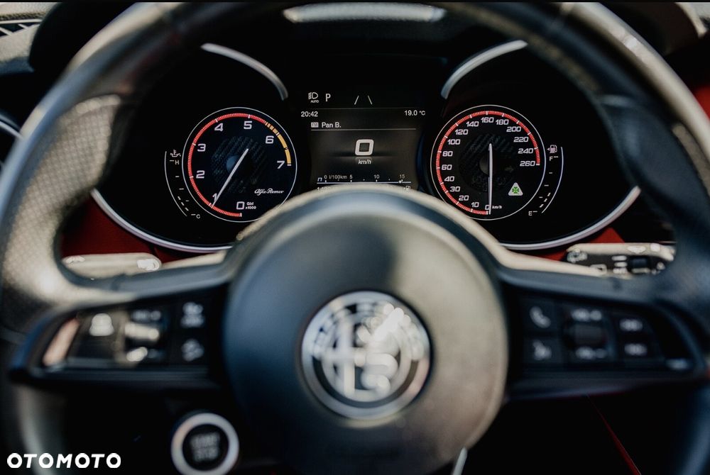 Alfa Romeo Stelvio - 5